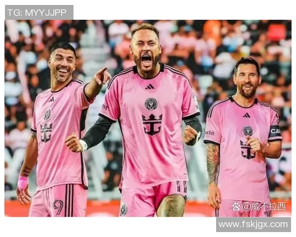 我最喜欢的足球明星是他 他带领球队创造了奇迹 我最喜欢的足球明星是他 他带领球队创造了奇迹