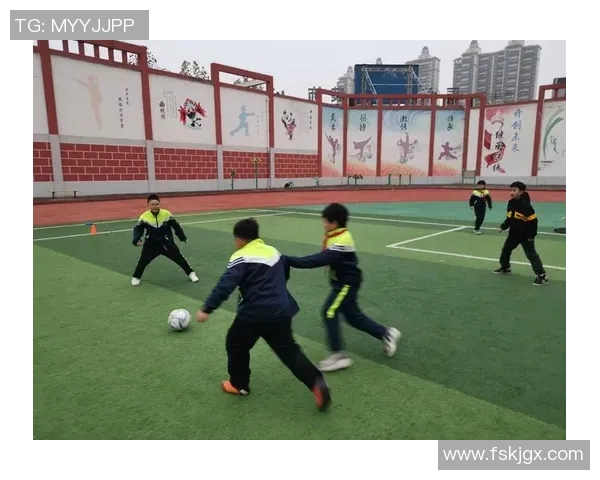 足球小球星如何通过精湛过人技巧在比赛中创造惊艳时刻提升个人魅力 足球小球星如何通过精湛过人技巧在比赛中创造惊艳时刻提升个人魅力